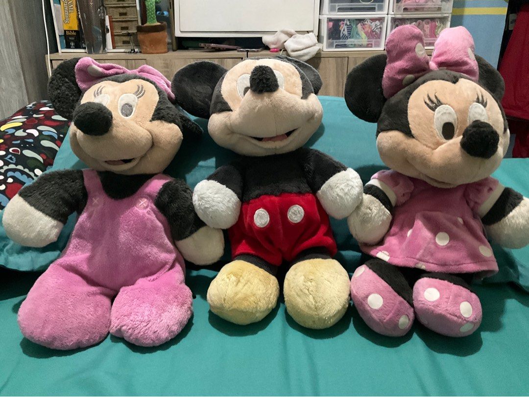 Mickey Mouse and Minnie Mouse for sale (Category: Plushies & Soft Toys) located in Valenzuela. Submitted by feelfree (Listing ID 1225835164, Image 2). Description: RFS decluttering Take all three.