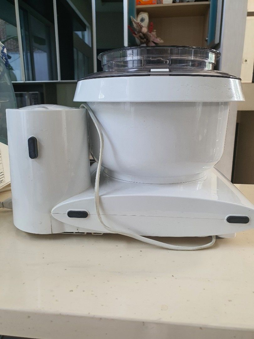 Mixer Bosch Universal, Kitchen & Appliances di Carousell