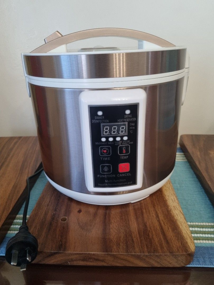 Multifunctional Black Garlic, Yogurt, Red Wine Fermenting Machine | (Category: Cookers) located in Manila. Submitted by mygoodfindsph (Listing ID 1225827448, Image 2). Description: .