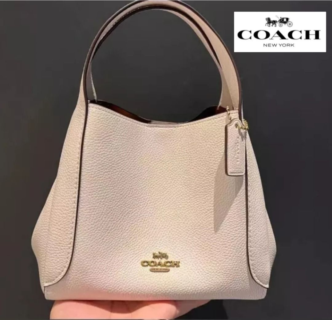 New Coach Original Classic White Collection Hadley Hobo 21 Crossbody Top  Handle Bag For Women Come with Complete Set Suitable For Gift, Luxury, Bags  & Wallets on Carousell