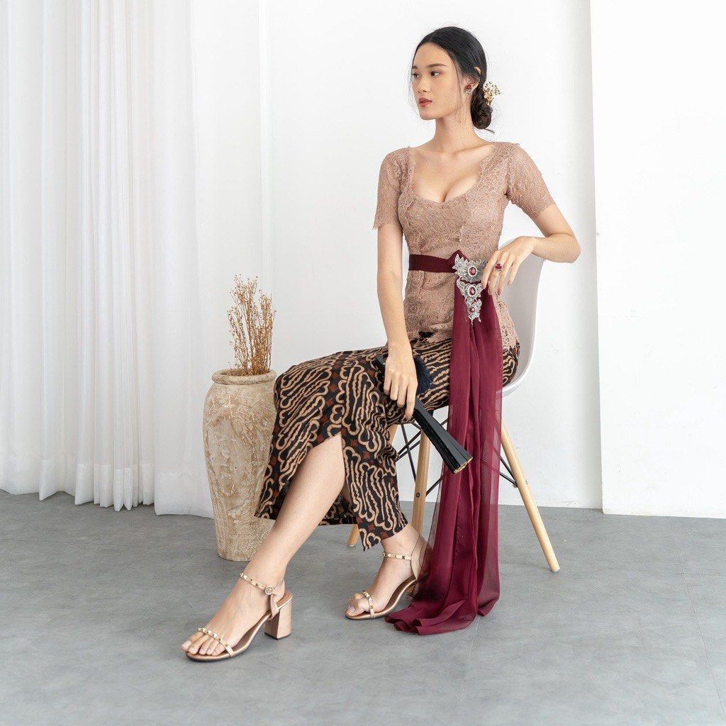 Bridesmaid online kebaya modern