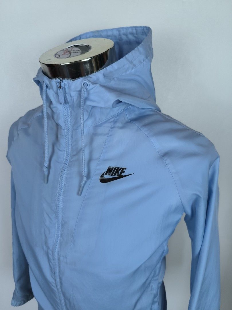Nike Cropped Windbreaker Size S Women s Fashion Coats Jackets