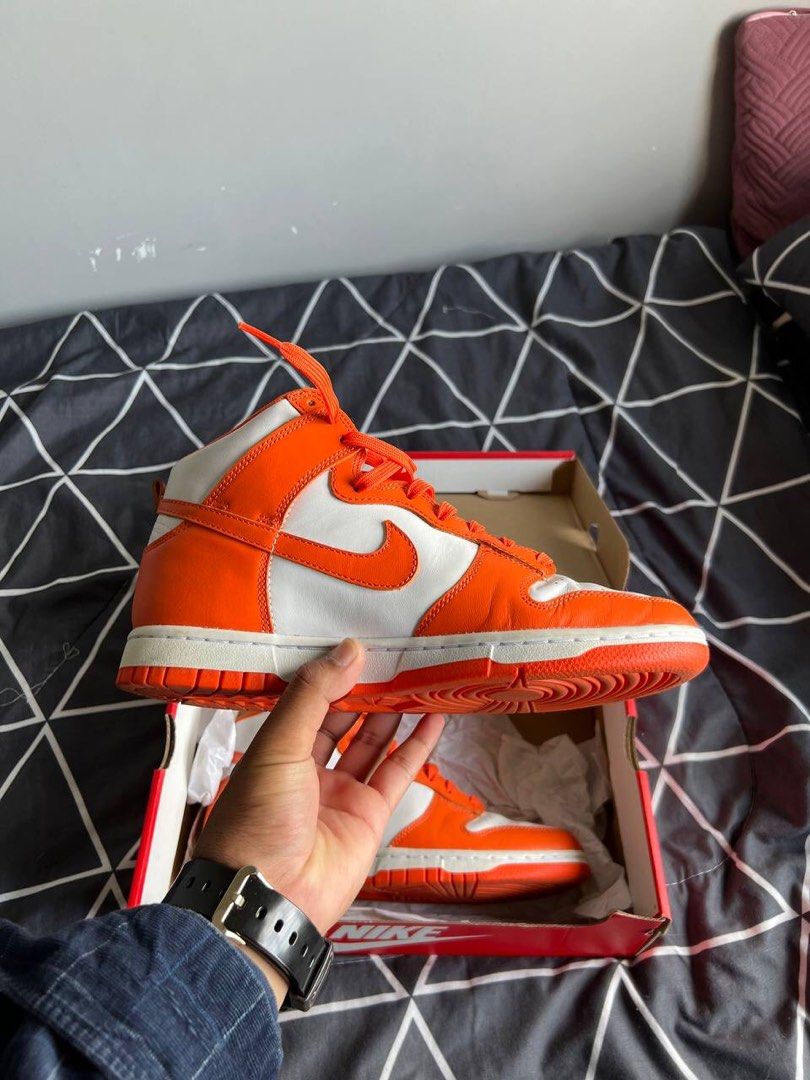 dunk hi retro orange blaze