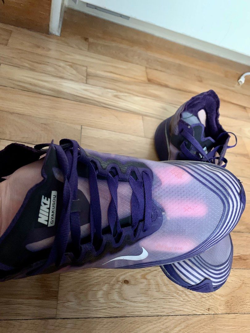 gyakusou running shoes