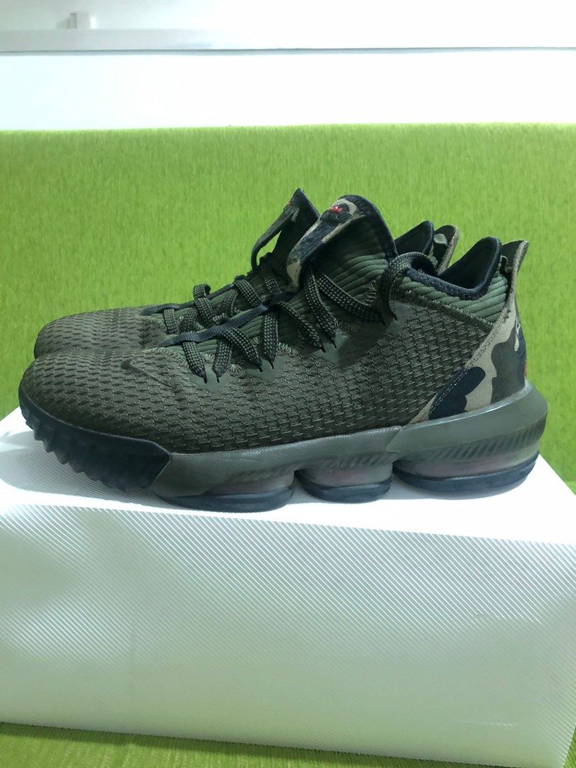 Nike lebron 16 como green army Fesyen Pria Sepatu Sneakers di