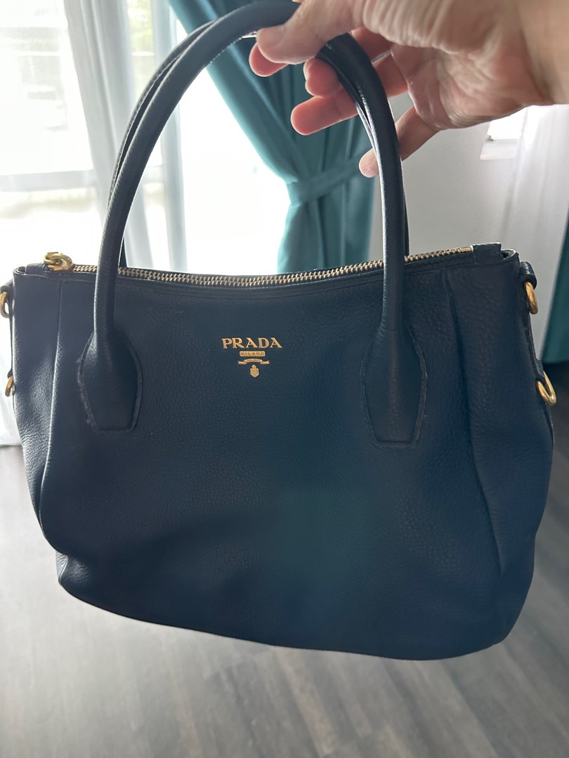 PRADA Black Vitello Daino Leather Sacca 2 Manici Hobo Bag