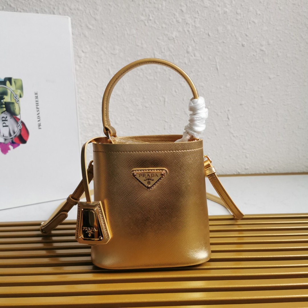 Prada Pattina Saffiano Black Gold Chain Crossbody Bag, Luxury, Bags &  Wallets on Carousell