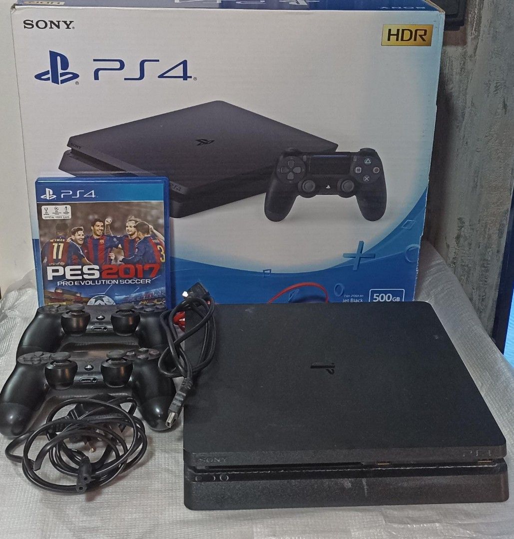PS4 Pro 500GB + 2 Dual Shock Controllers + 1 Free Game + Original Box ...