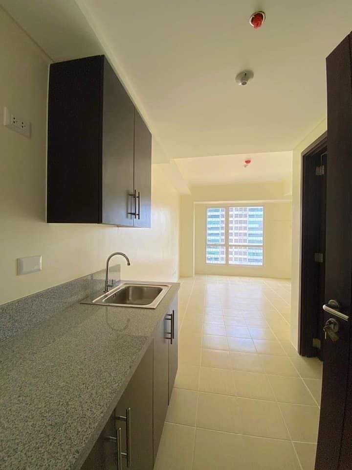 RFO Ready Studio10K Mo. Rent To Own Condo Mandaluyong Shaw Megamall