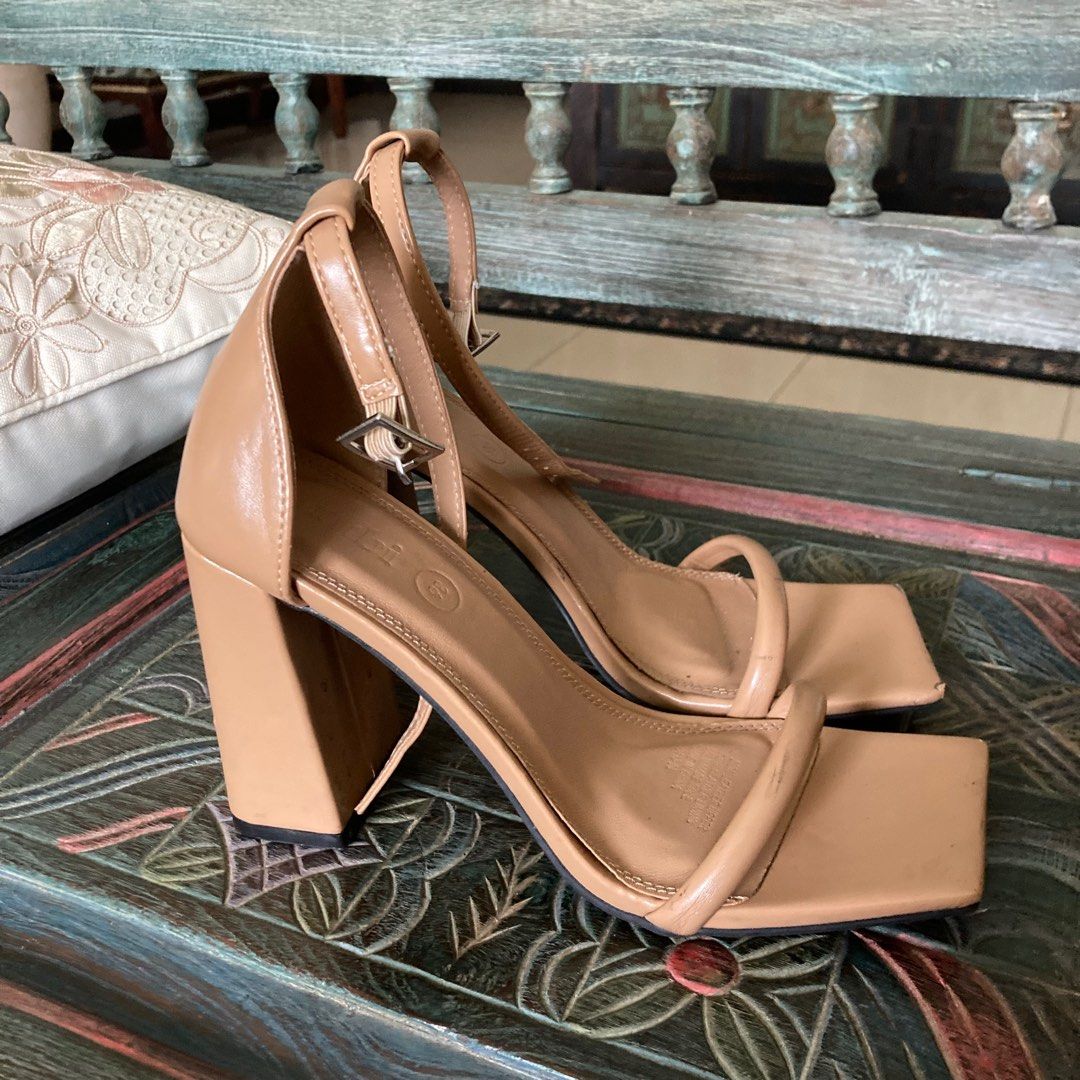 Rubi Quinn Tan Block One Strap Heel