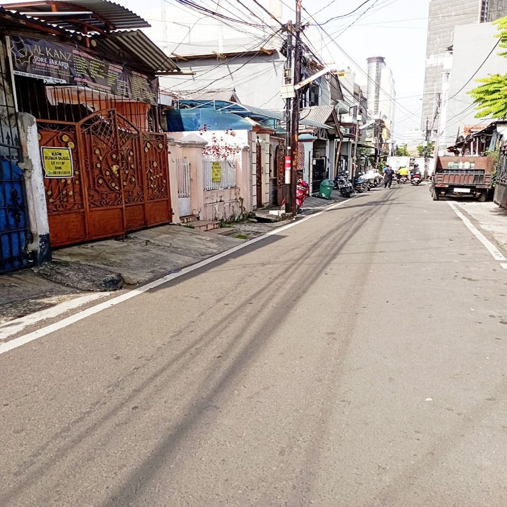 rumah_dijual_di_tanah_abang_de_1681097079_444bb42a_progressive