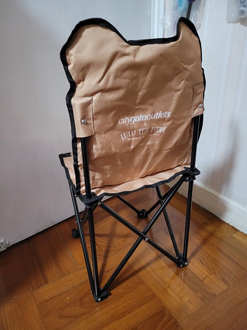 Sale Brand new Lulu the piggy camping foldable Chair Carousell