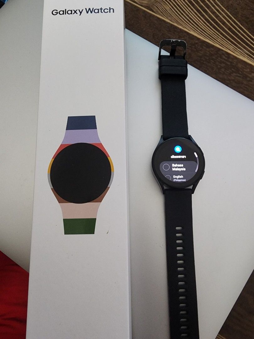 Samsung galaxy watch 5, GPS, 40mm, Mobile Phones & Gadgets, Wearables