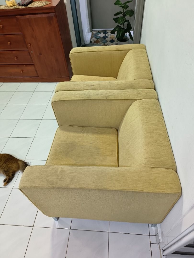 Single Sofa (2unit) (Category: Sofas) located in Kuala Lumpur. Submitted by 40fairuz (Listing ID 1225867370, Image 3). Description: Modern type single sofa. (2 unit) Brand: Alex Condition: 8/10 Washable cushion cover Reason for selling: need to get 3 seater sofa. .