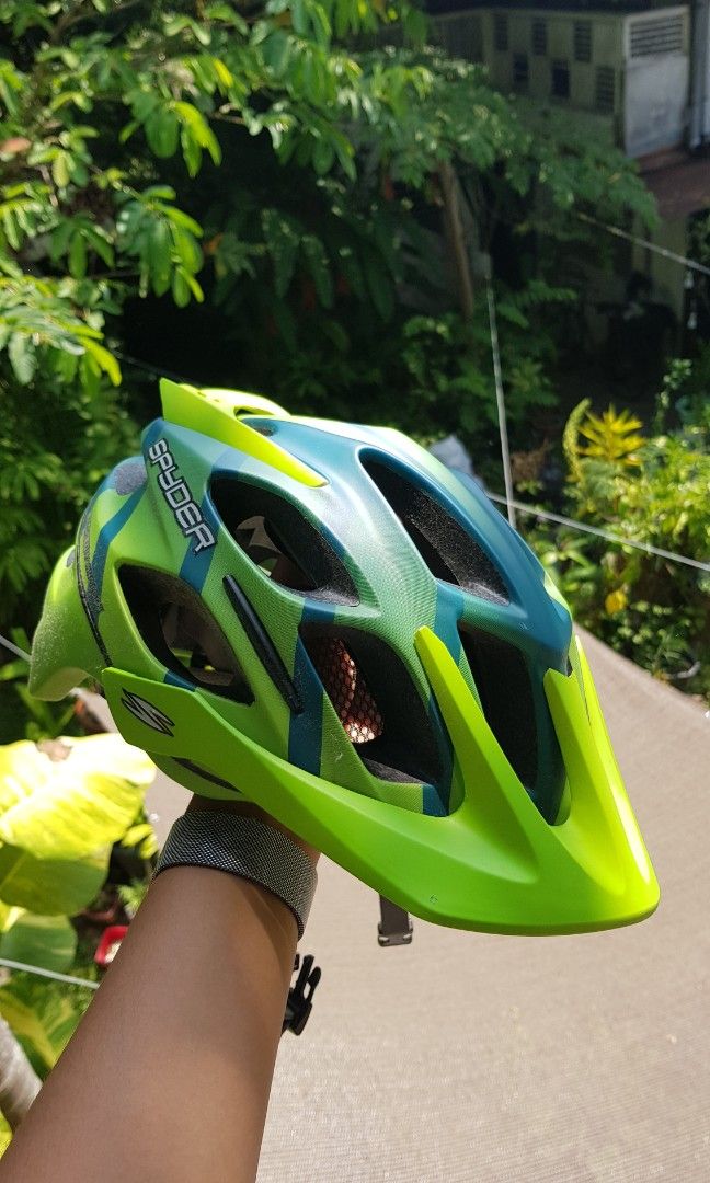 Spyder crane helmet top