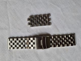 (Category: ) located in . Submitted by 8livesleft (Listing ID 1225768606, Image 1). Description: .