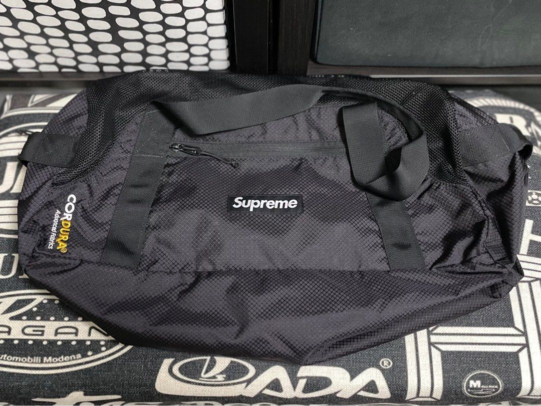 Supreme Duffle Bag SS 22 - Black