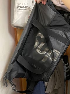 （分類：）位於 。 由 sup9reme2022 提交（商品編號 1225872373，圖片 1）。簡介： 。
