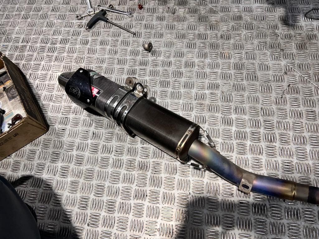 SUZUKI DRZ400 Exhaust Yoshimura Full System, Motorcycles, Motorcycle