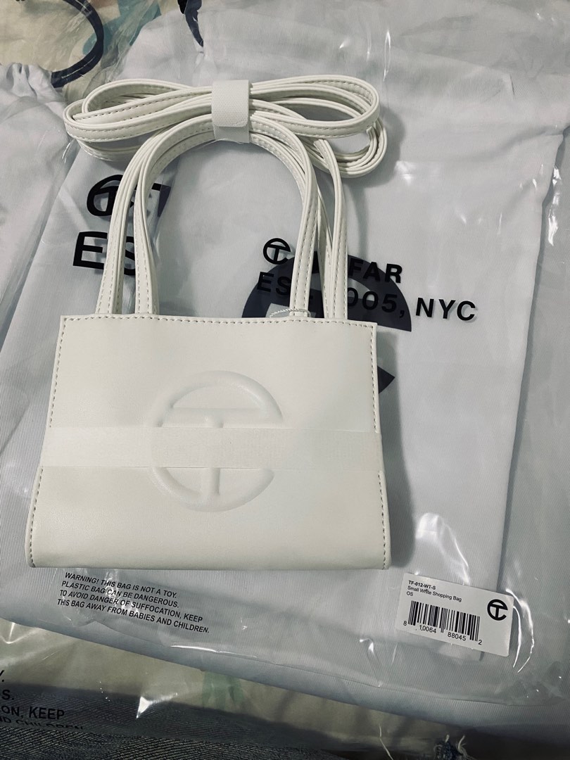 White hotsell telfar bag