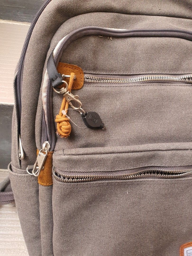 Travelon Antitheft Heritage Backpack, Men's Fashion, Bags, Backpacks