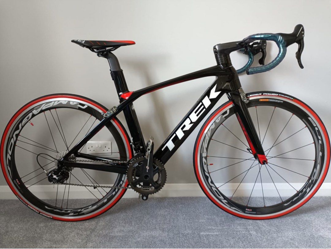 Trek madone store campagnolo