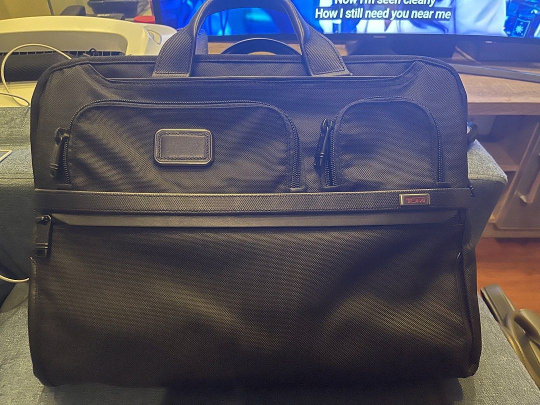 Tumi Compact Large Briefcase, Men's Fashion, Bags, Briefcases on Carousell