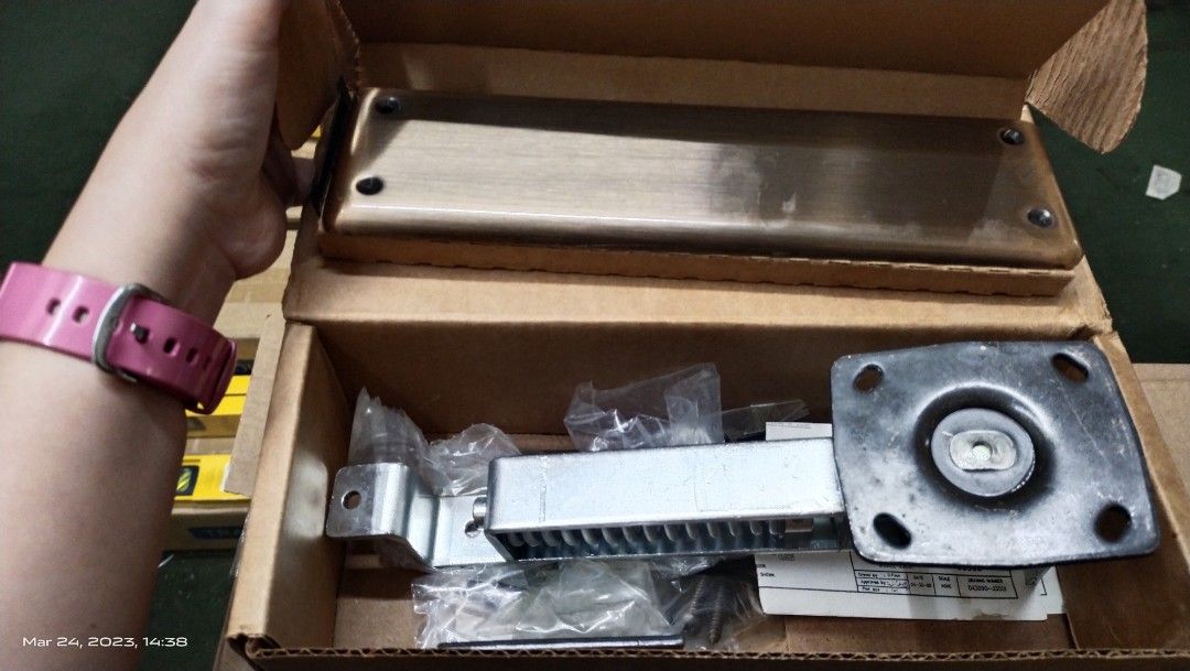 USA McKinney floor hinges double action J3001/643 US11 antique