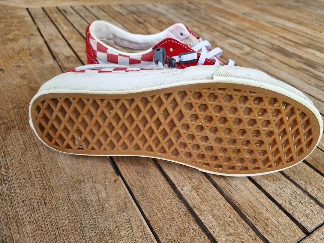Red white 2024 checker vans