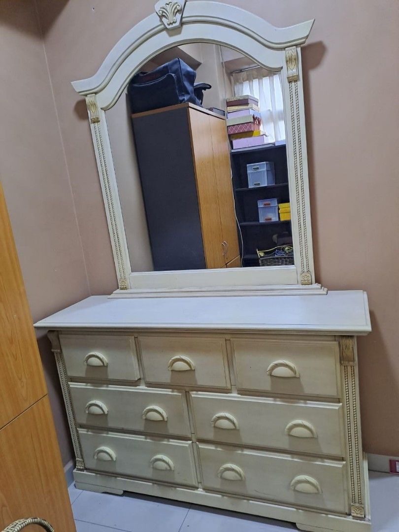 Wardrobes, bedroom set, dresser, side table, tallboy/chest drawers