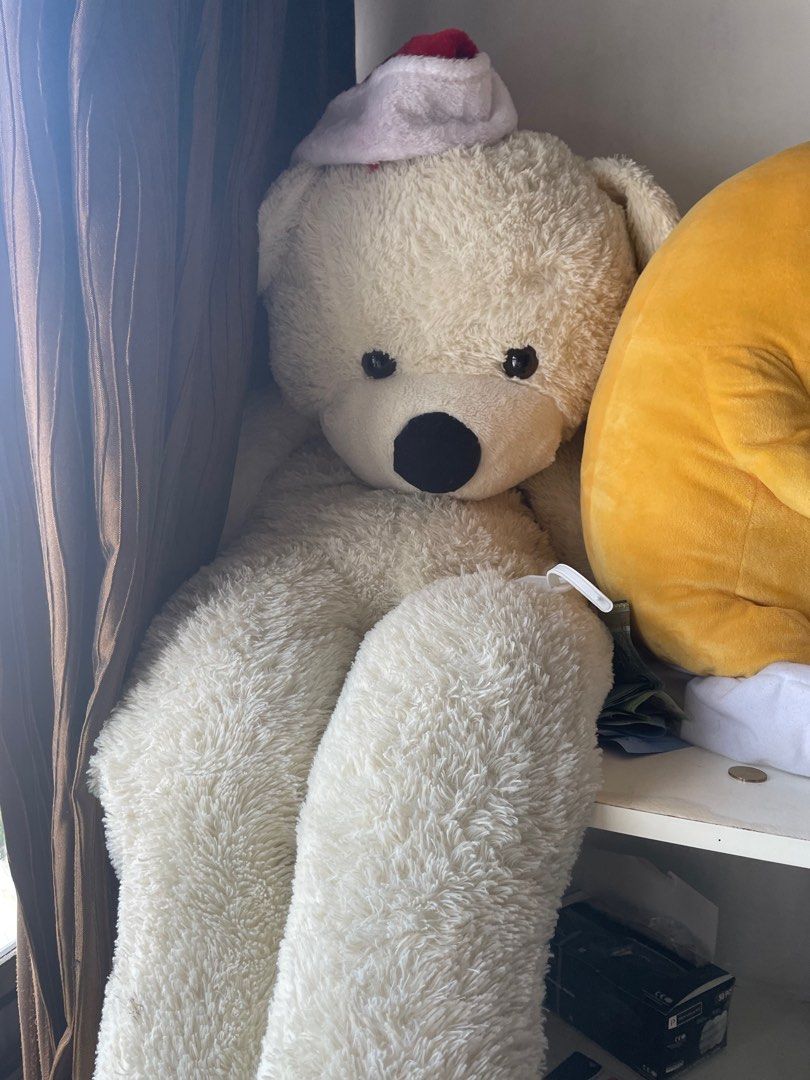 Xl teddy bear, sofitel city centre Christmas event, Hobbies & Toys