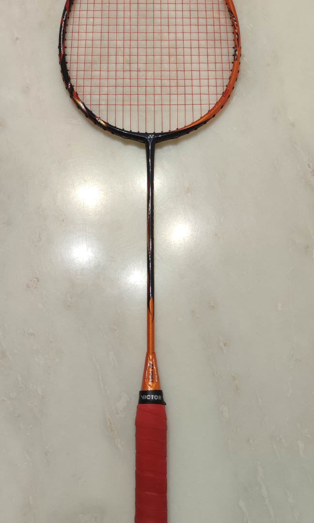 Yonex 99天斧橙色, 運動產品, 運動與體育, 運動與體育- 球拍和球類運動