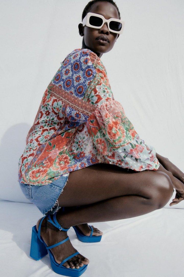 ZARA Jacquard printed blouse, Women's Fashion, Tops, Blouses on Carousell