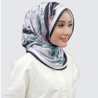 (Category: ) located in . Submitted by fareeah (Listing ID 1225867109, Image 1). Description: .