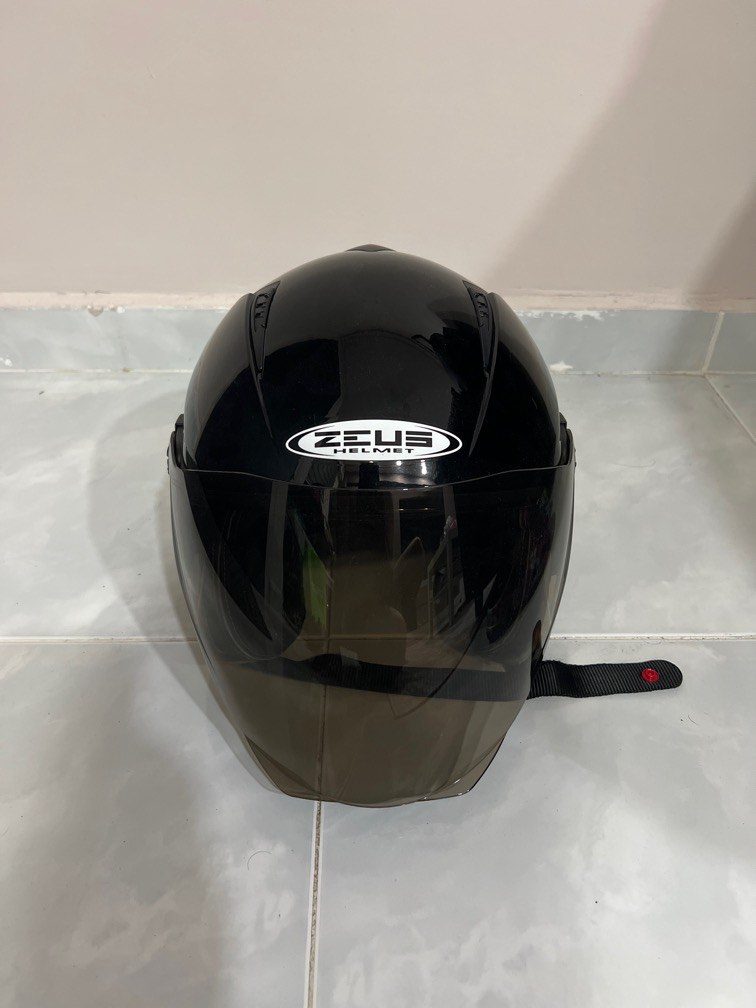 Zeus helmet, Motorcycles, Motorcycle Apparel on Carousell