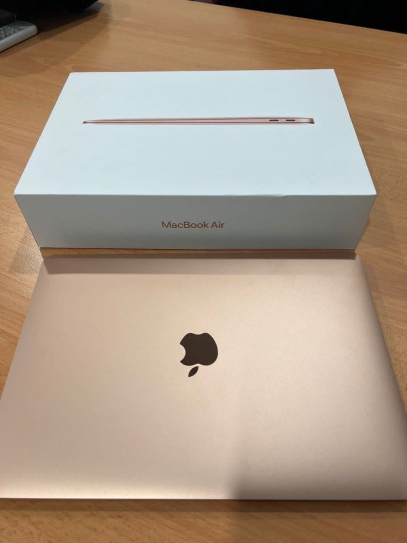 MacBook Air (2020) 13.3-inch - Apple M1 8-core and 7-core GPU - 8GB RAM -  SSD 256GB