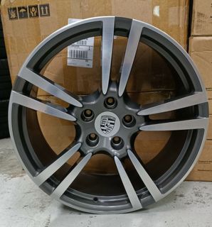 (Category: ) located in . Submitted by top93preowned (Listing ID 1225937935, Image 1). Description: .