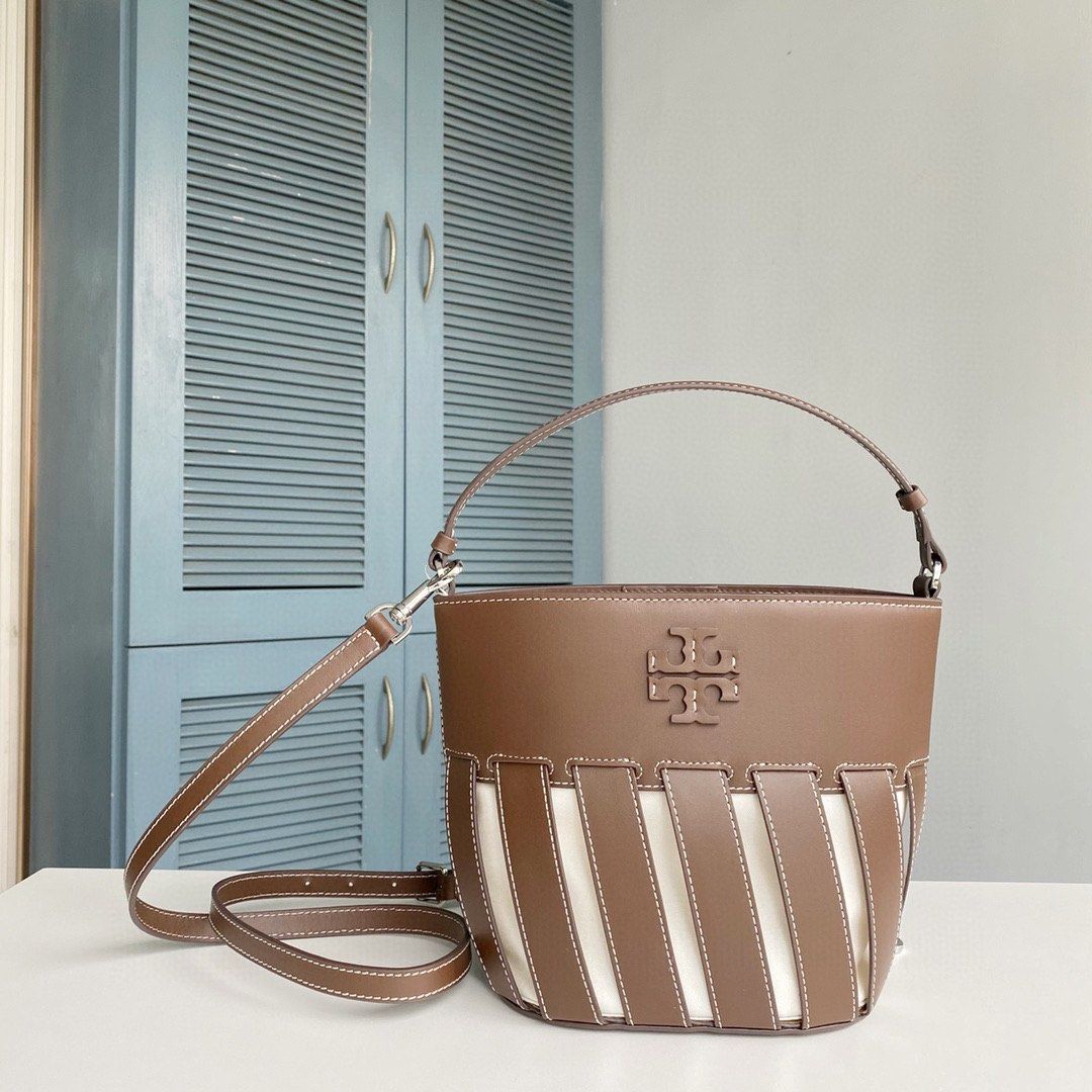 250 TB new McGraw small bucket bag Women s Fashion Bags