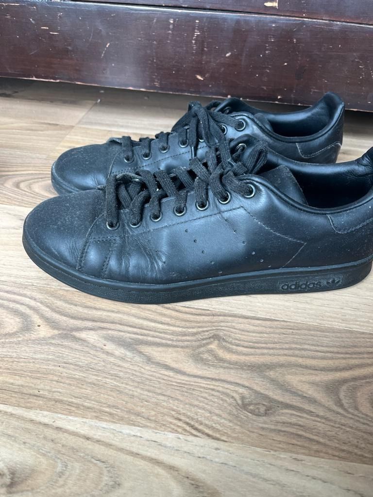 Adidas Stan Smith Black Leather, Men'S Fashion, Footwear, Sneakers On  Carousell