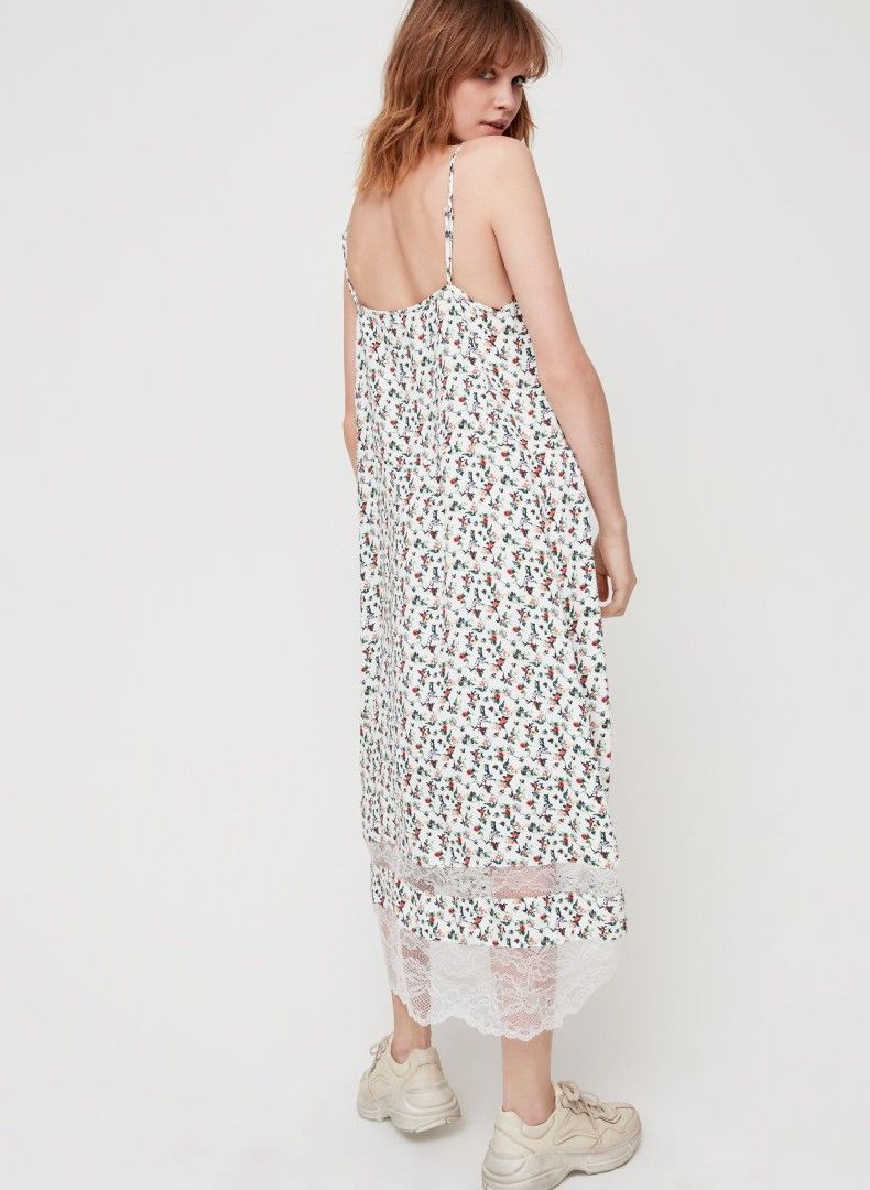 Aritzia little moon dress Women s Fashion Clothes on Carousell