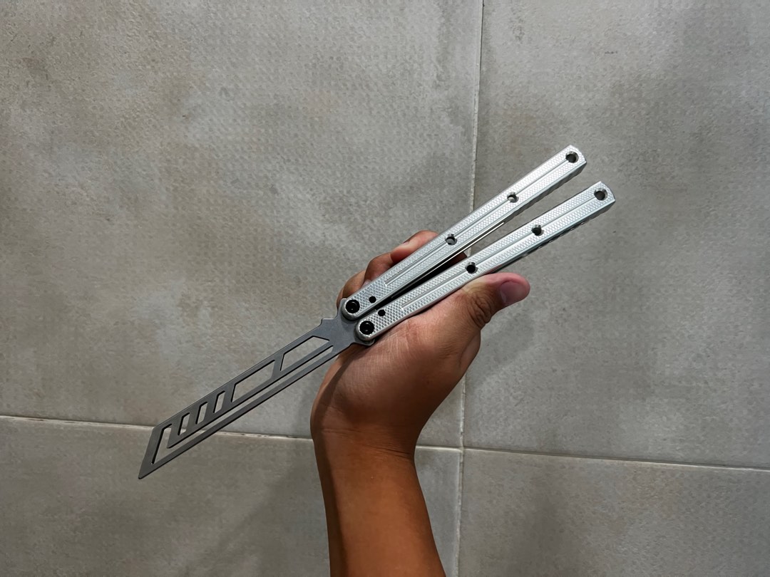 Armed Shark Krake Raken Kraken V3 Balisong Clone, Hobbies & Toys, Toys ...