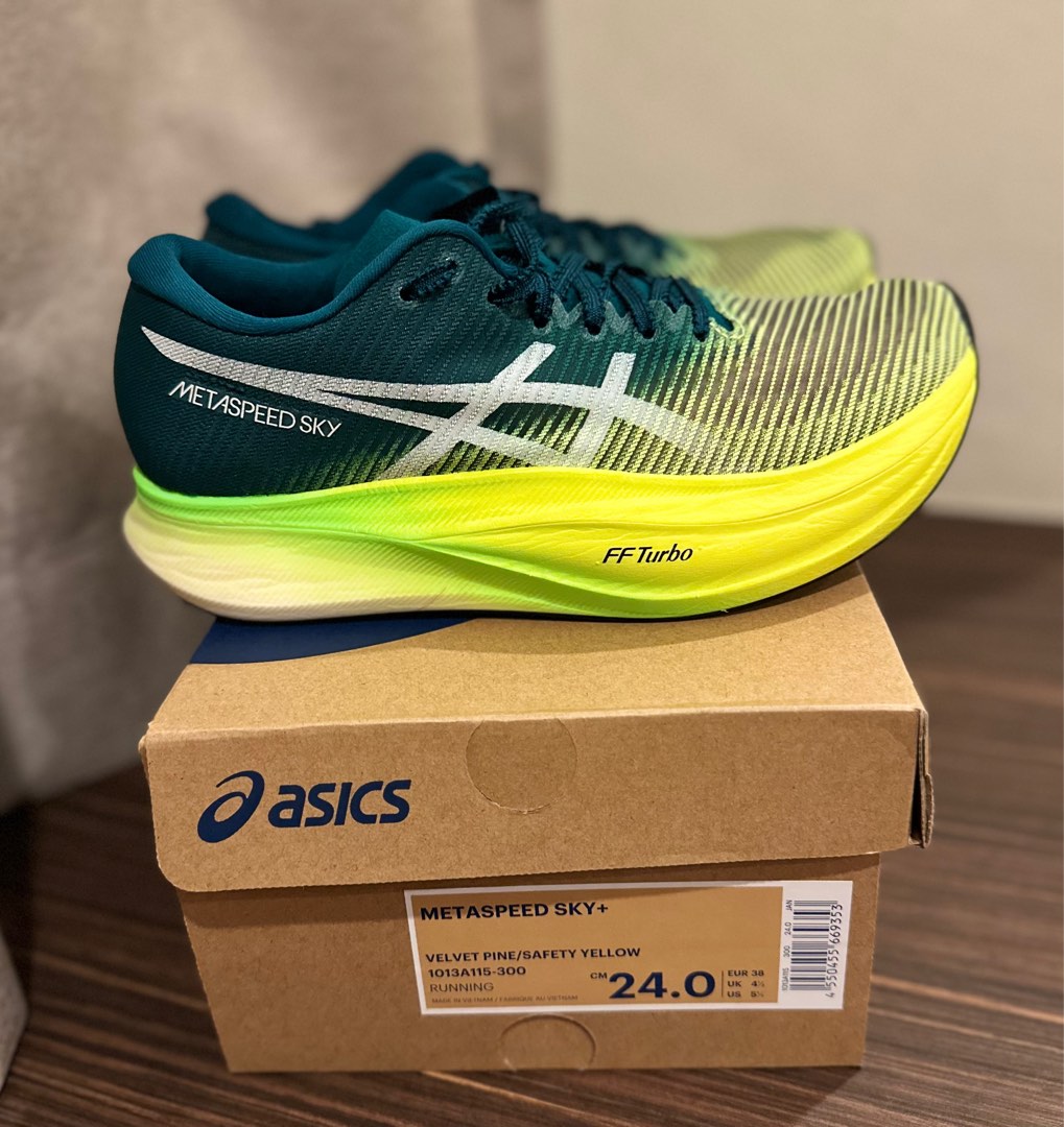 Asics Metaspeed Sky +, Luxury, Sneakers & Footwear on Carousell