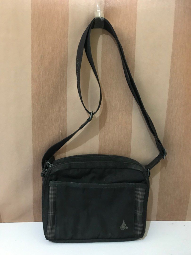 Beanpole sling bag price 2025