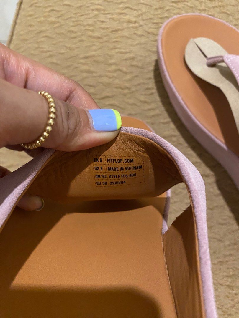 Where are authentic fitflops made online