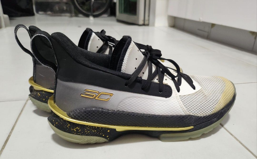 Stephen curry store signature shoes