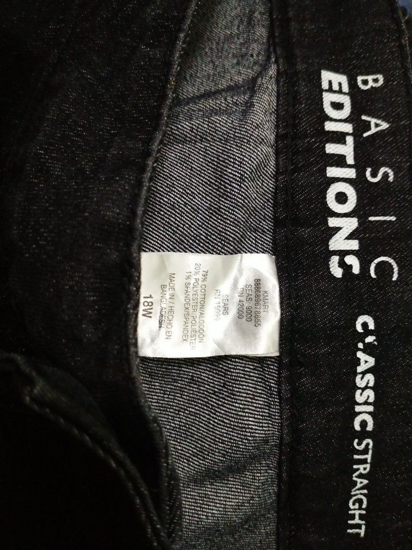 Basic Edition Jeans Straighcut in Black Jeans Hitam Perempuan
