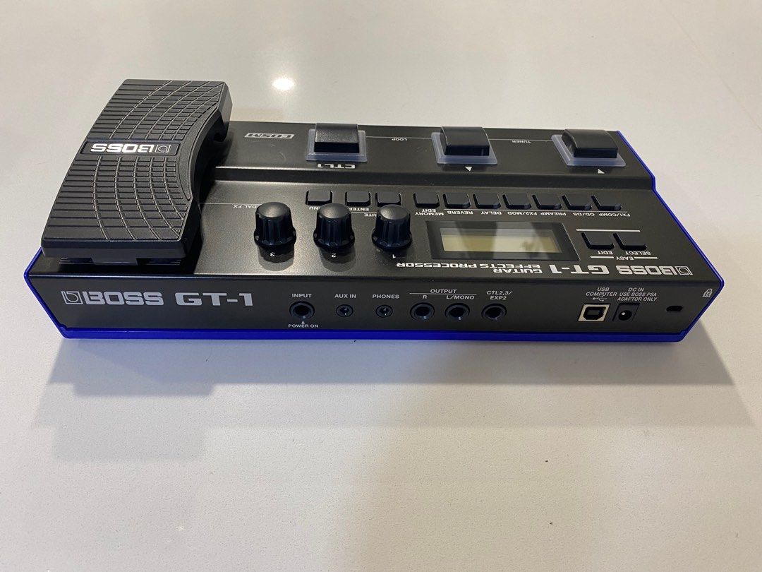BOSS GT1 Guitar MultiEffects Pedal, Hobbies & Toys, Music & Media