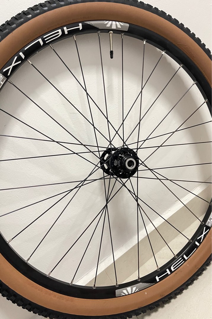 Brand New! ARC MT009 BOOST with Sunringle Helix TR-25 RiM wheel set ...