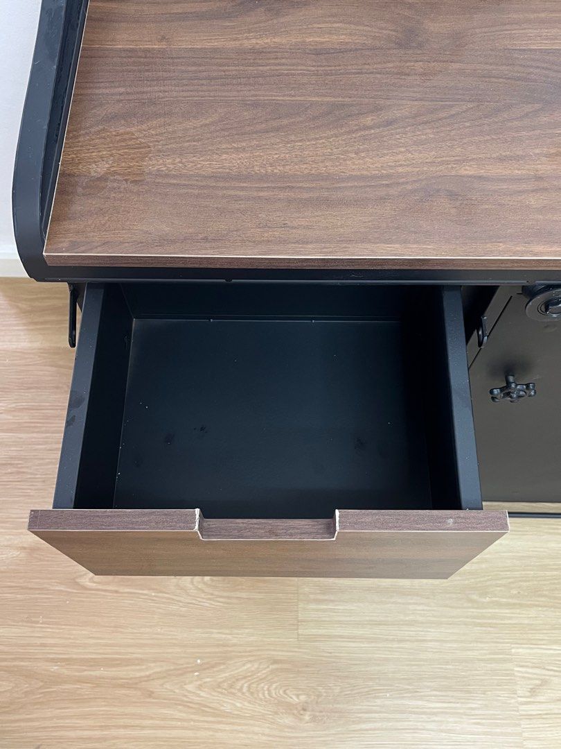 Brand New Coffee Table/Bar Furniture & Home Living, Furniture