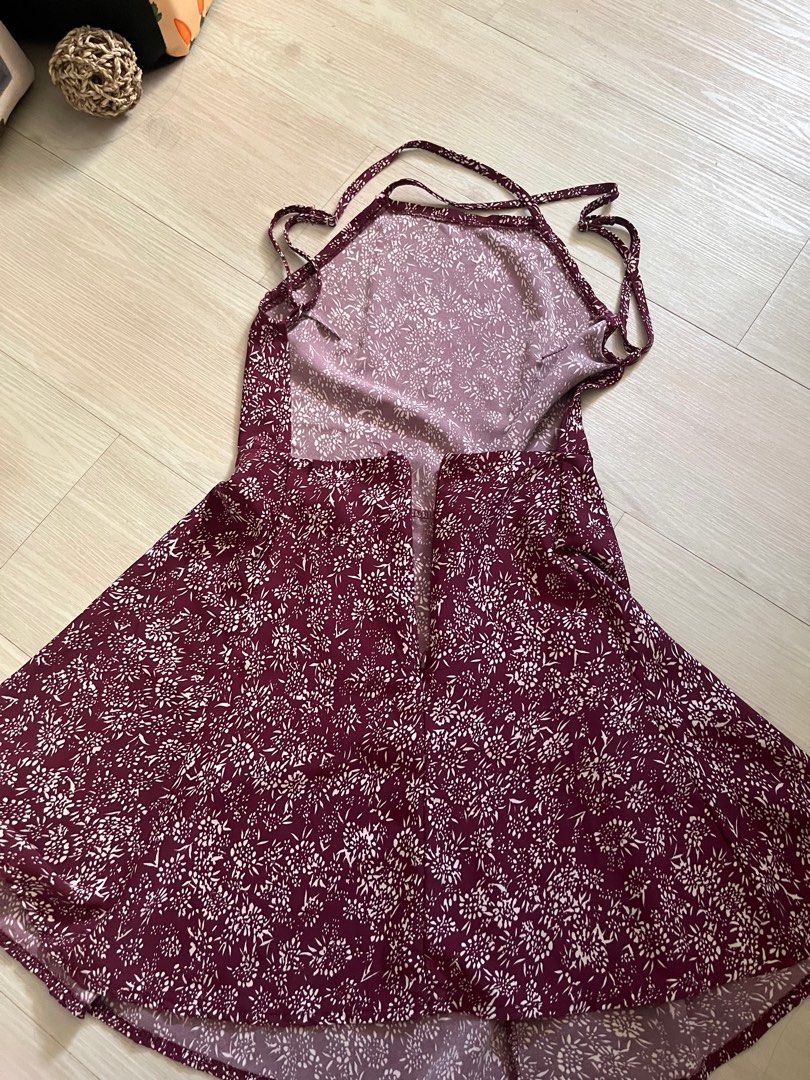 Brandy Melville / John Galt maroon floral Colleen mini dress